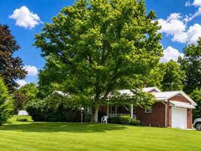 20952 Seneca Trl