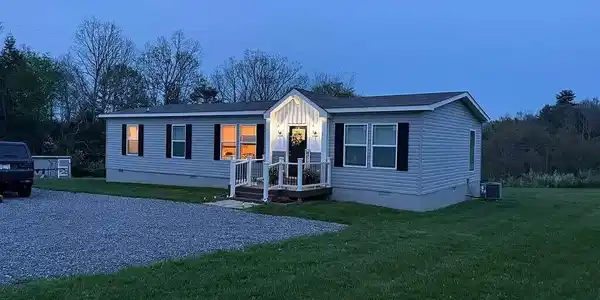 576 Brownsburg Rd