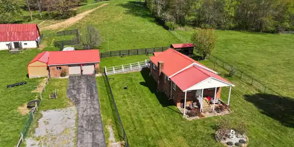 Image 2: DJI_C20260423155841_0019_D