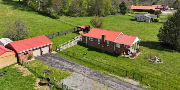 Image 3: DJI_C20260423155736_0018_D