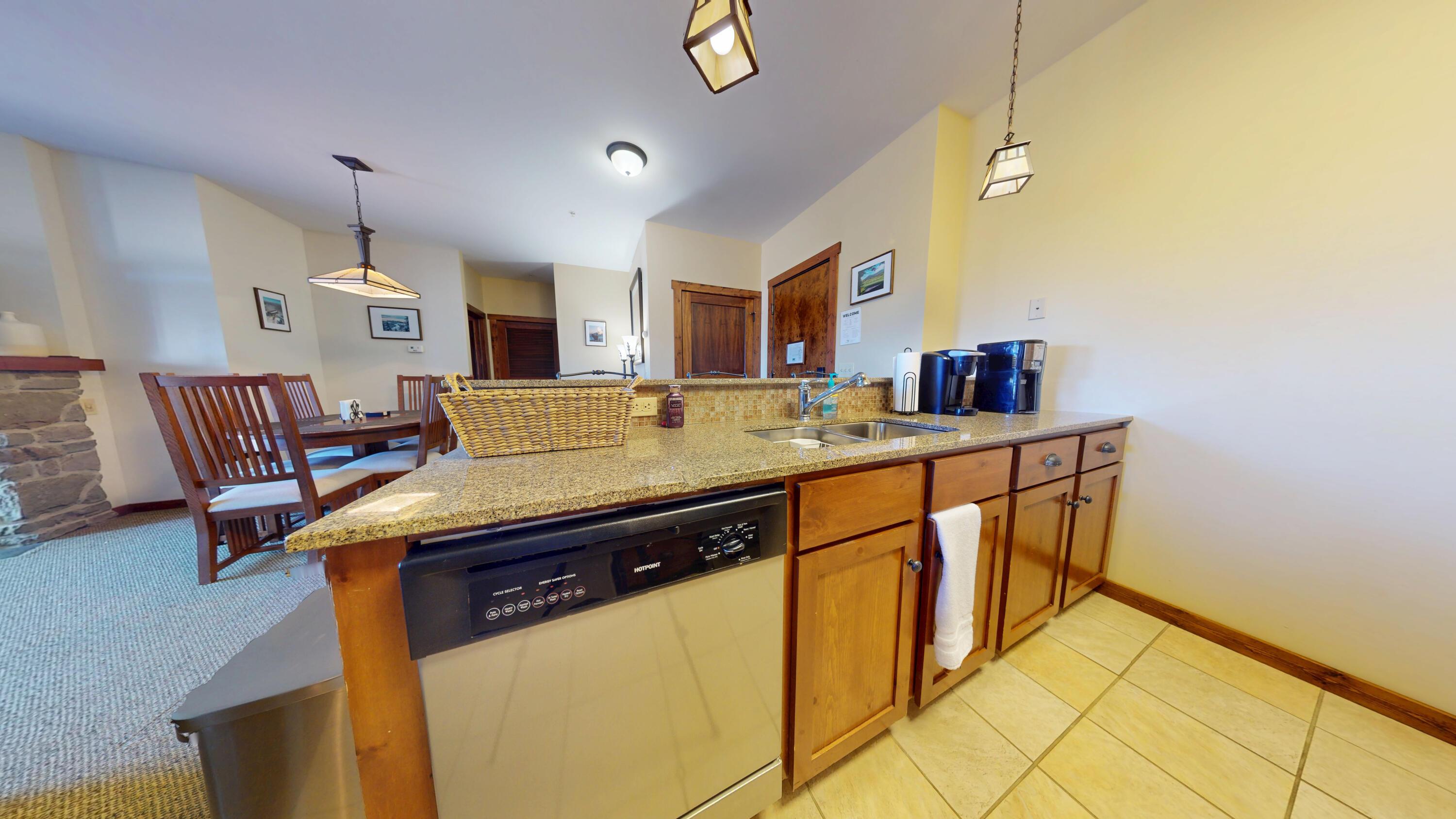 Image 3: Kitchen