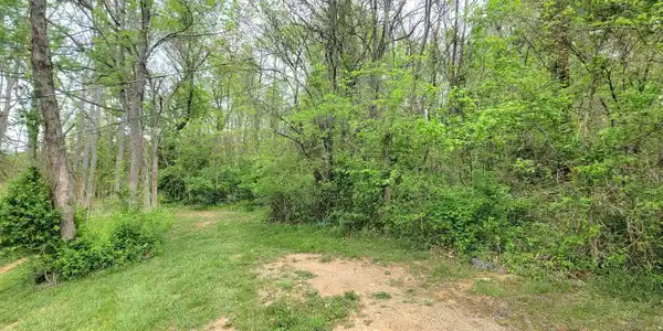 0 Locust St
