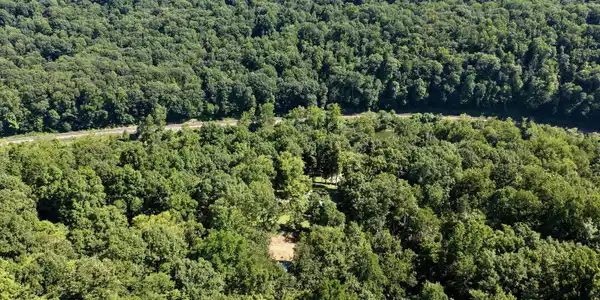 Image 2: 1267 Highland Trail, Alderson WV