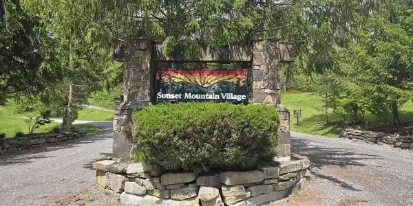 1017-1021 Sunset Mountain Village