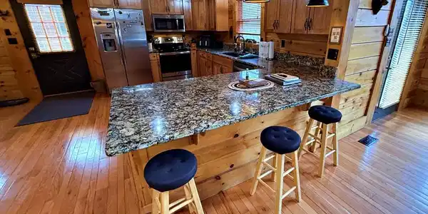 Image 3: breakfast bar