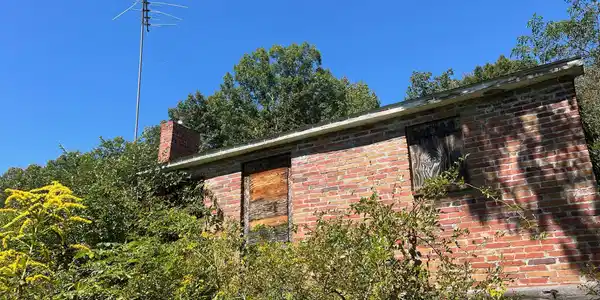 Image 4: Property