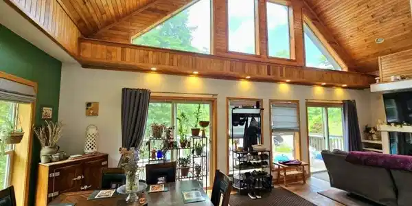Image 4: Great room