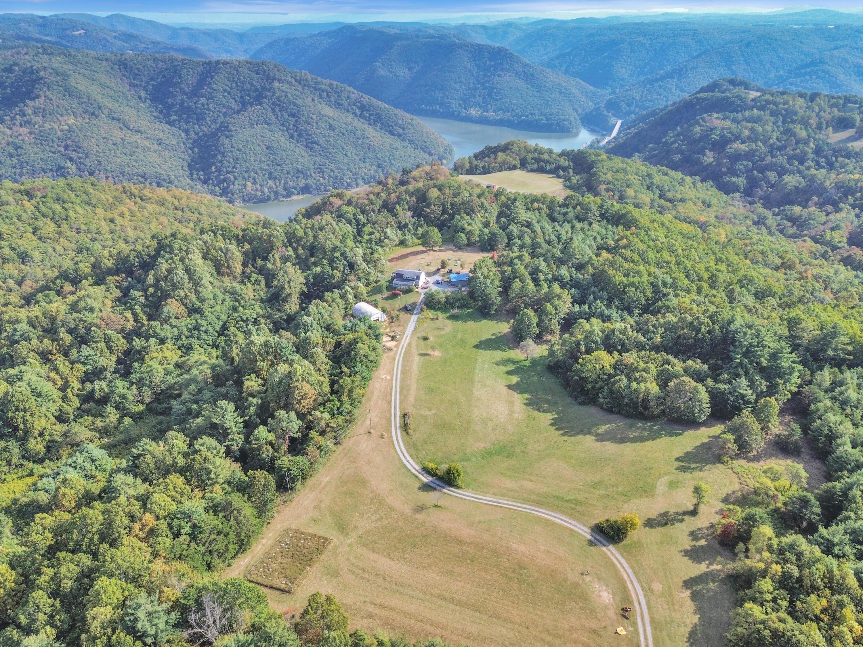 Image 4: DJI_0103(1)