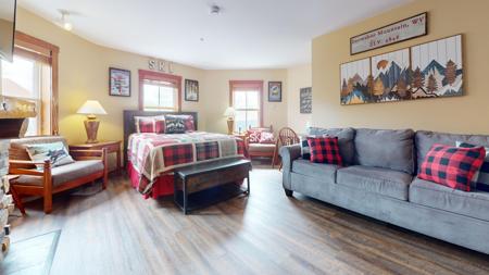 206 Highland House