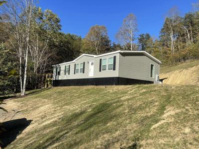 14226 Seneca Trl S