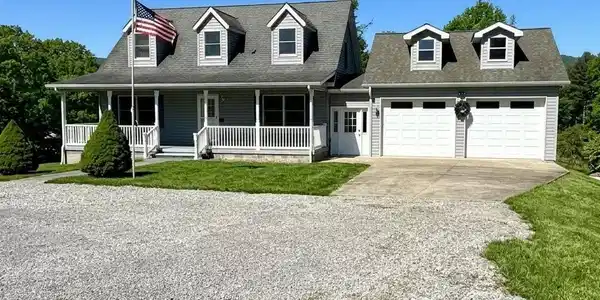 932 Old Buckeye Road