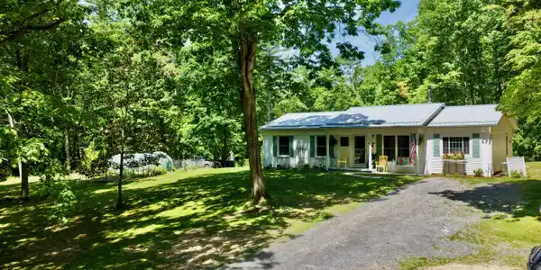 2138 Boones Mountain Rd