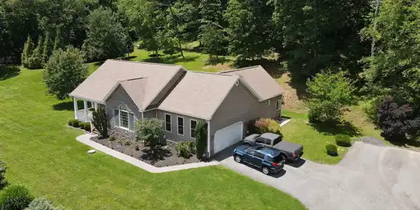 151 Oak Leaf Dr