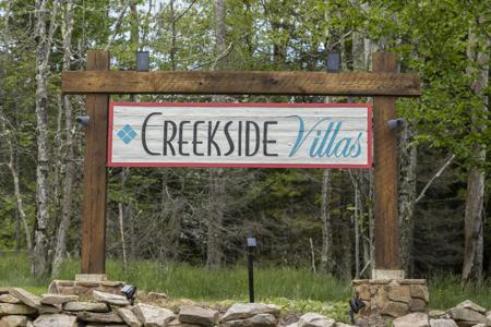 25 Creekside