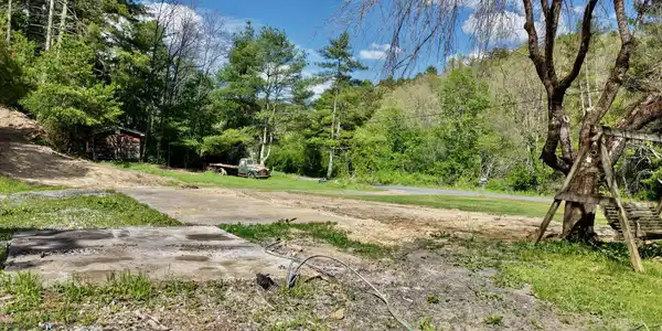 Image 2: 8891 Jones Mountain Rd (7)