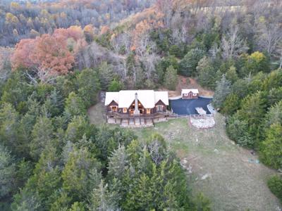 2288 Mountain View Ln