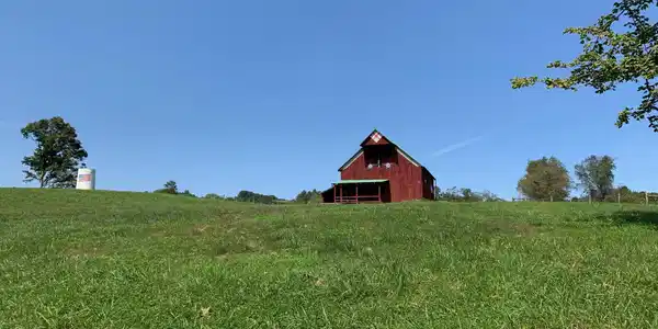 Image 4: Diehl Barn Pic 17
