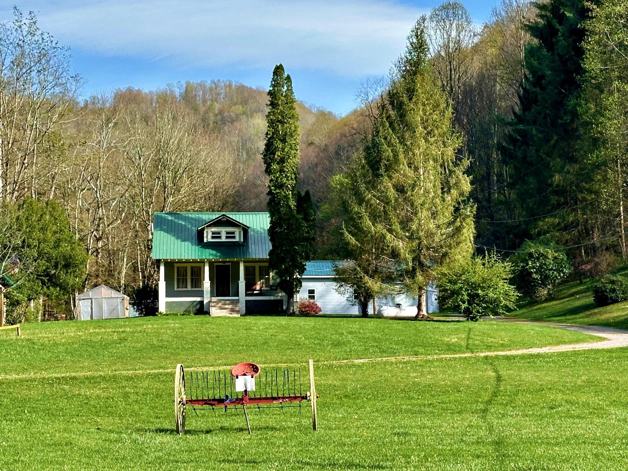 Image 2: exterior