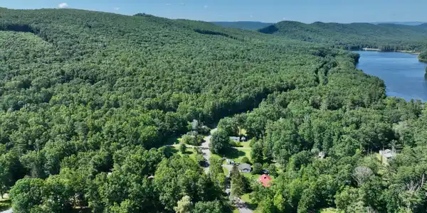 Image 3: 22 Mudd Hole Rd, Gap Mills