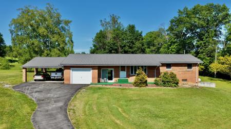111 Crockett Ln
