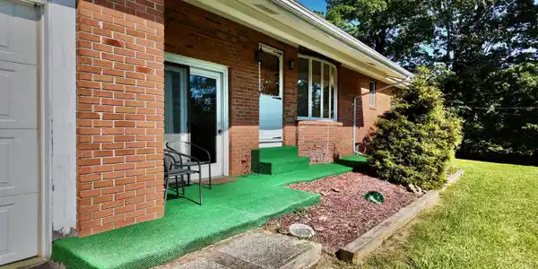 Image 3: DJI_20260604170806_0032_D