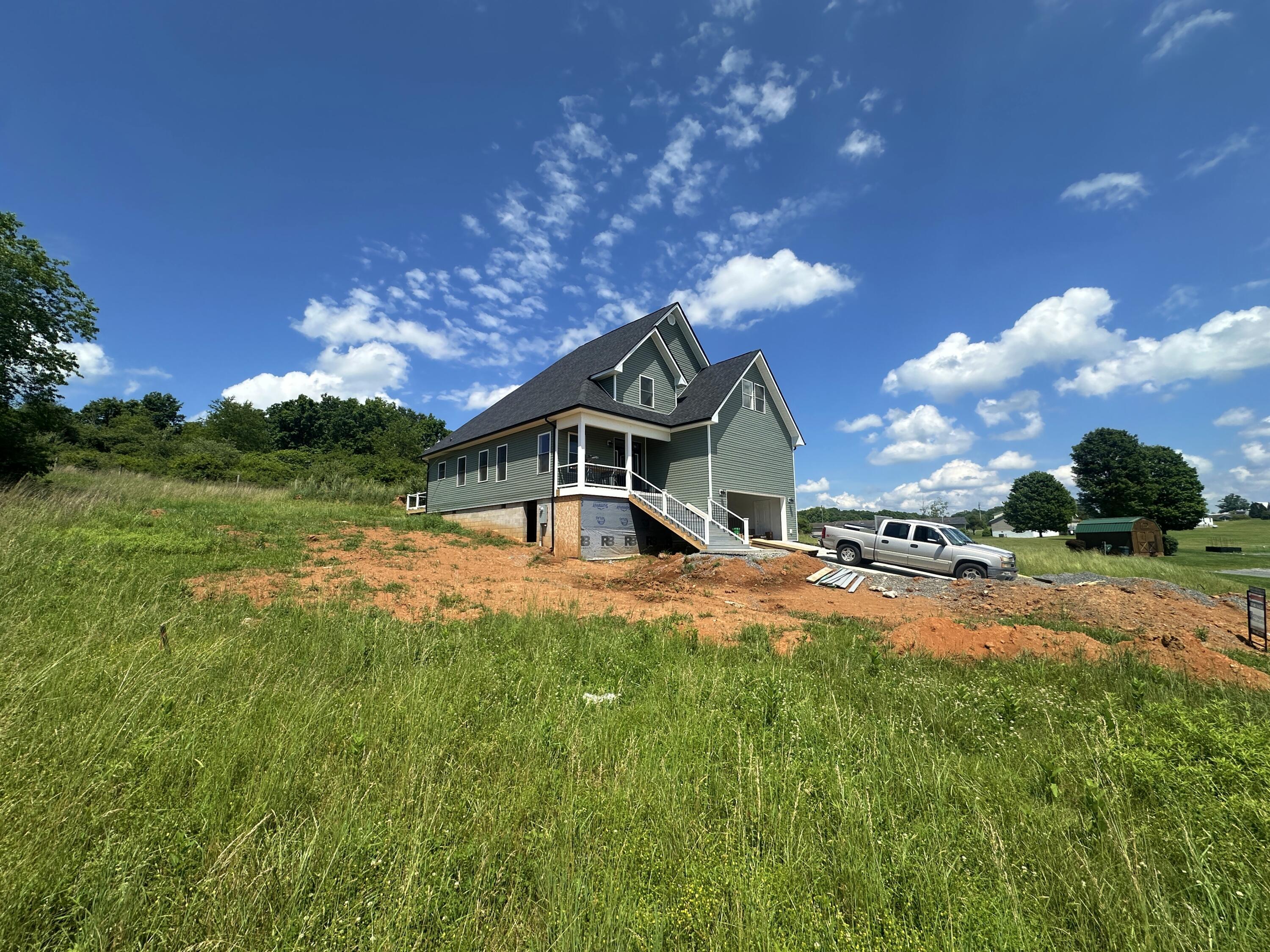 Image 3: Willow Bend Ln