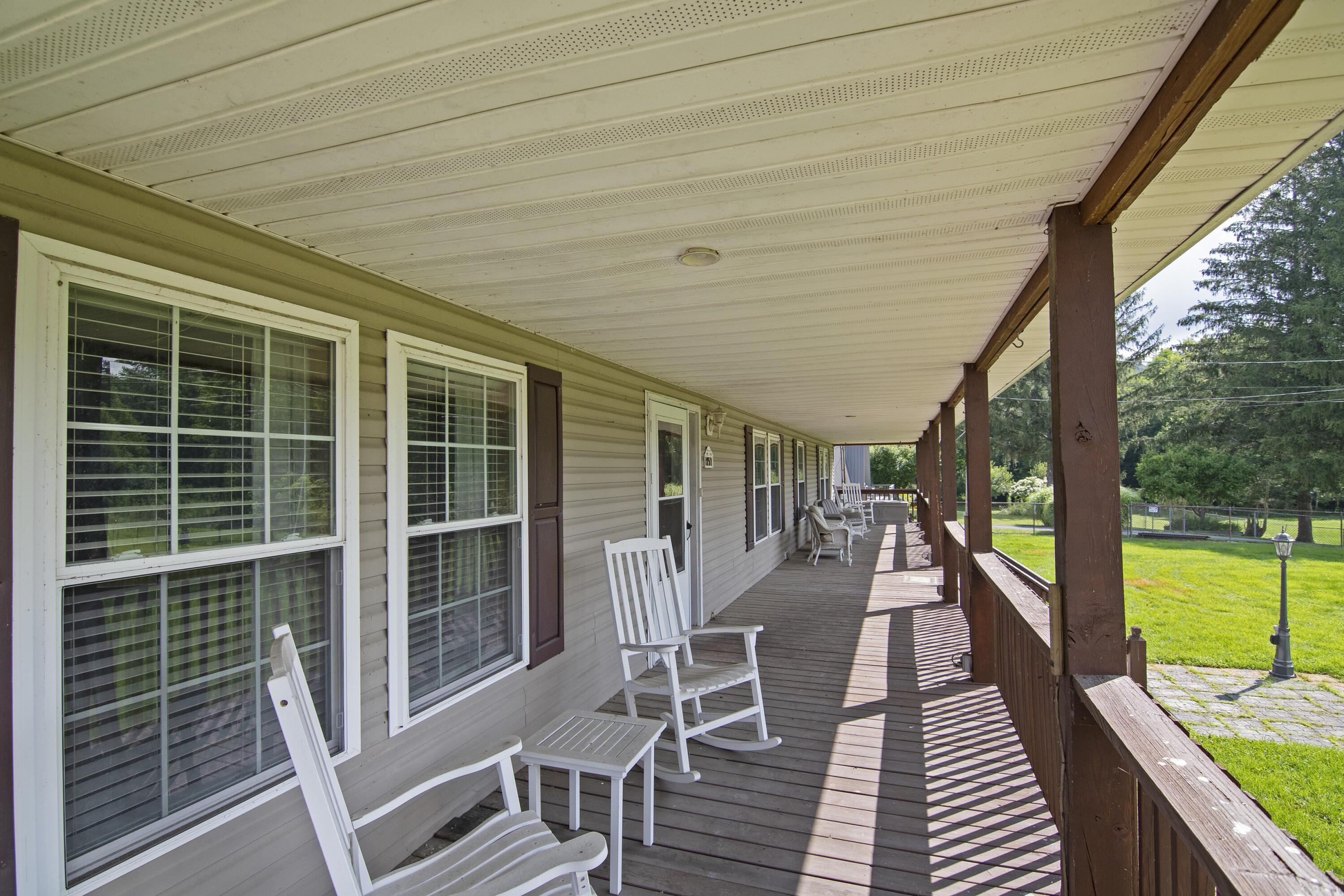 Image 4: ESR_0051