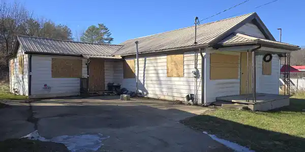 110 Dominion Dr
