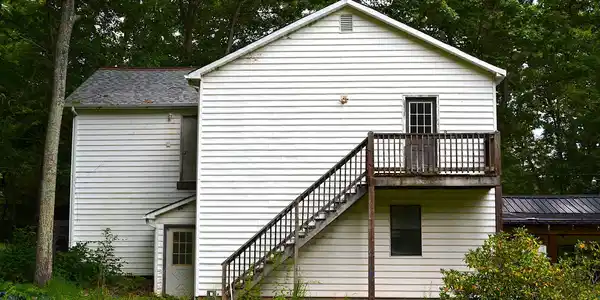Image 3: Front Left View