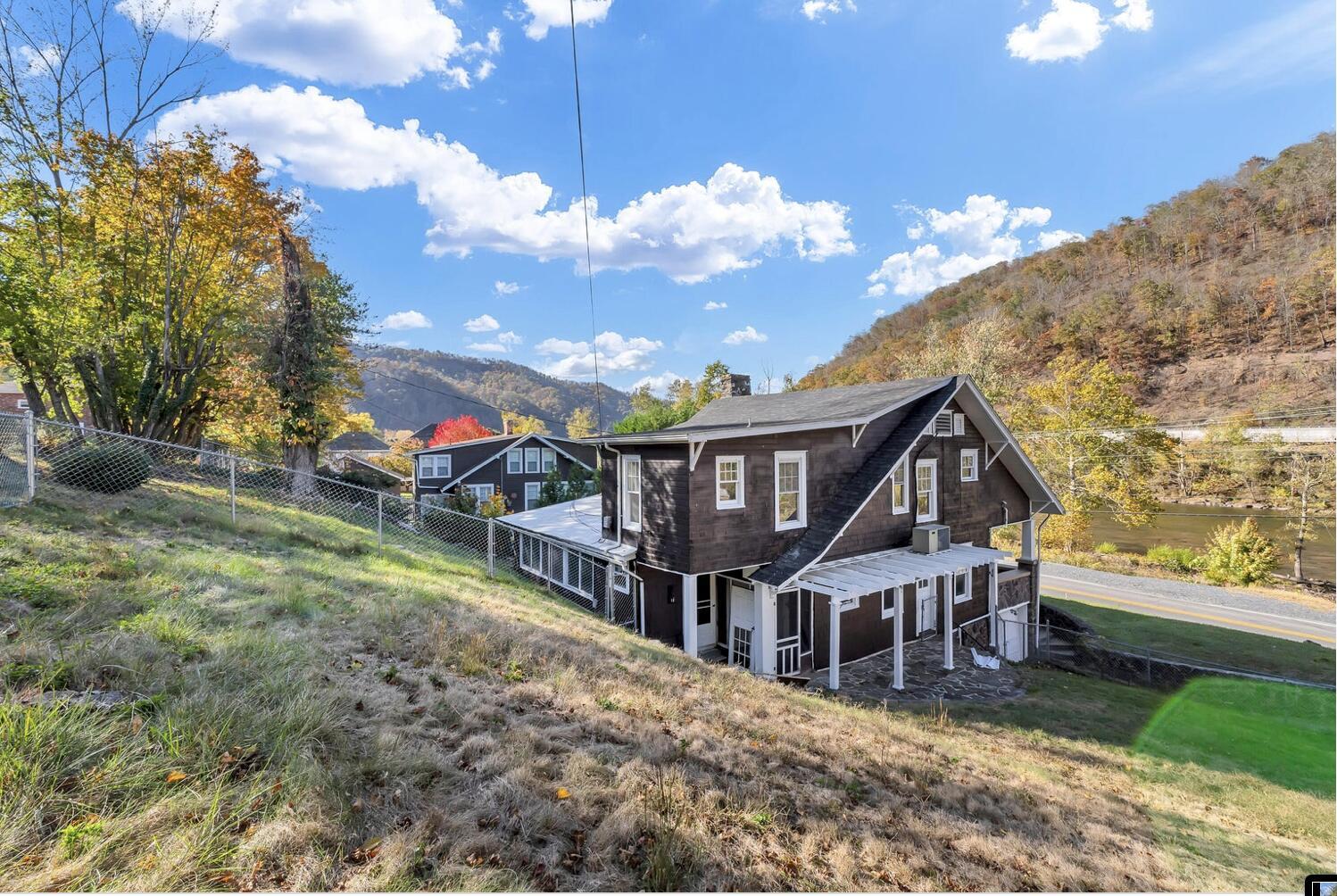 Image 4: Screenshot 2025-12-27 at 2.50.07PM