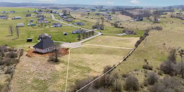 Image 3: Lot 10 Willow Bend Lane