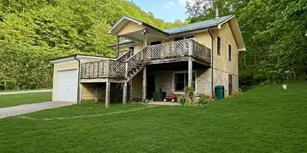 3259 Julia Rd