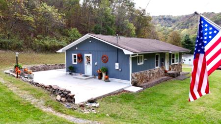 1704 Powley Creek Rd