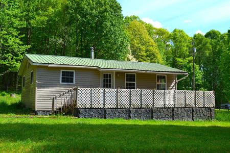 273 Hundley Ln