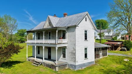 332 Renick Lane