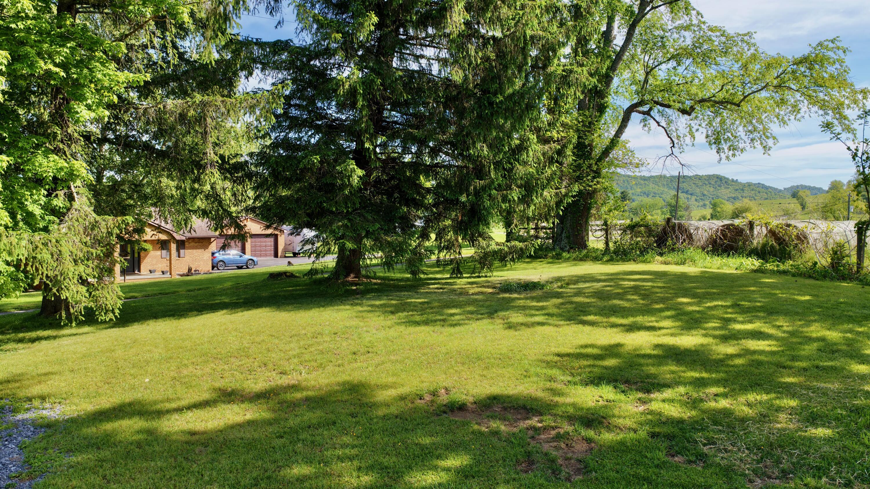 Image 4: 332 Renick Lane, Renick, WV