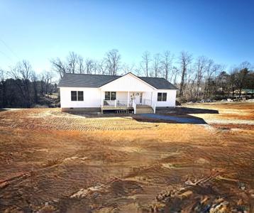1490 Stonehouse Rd