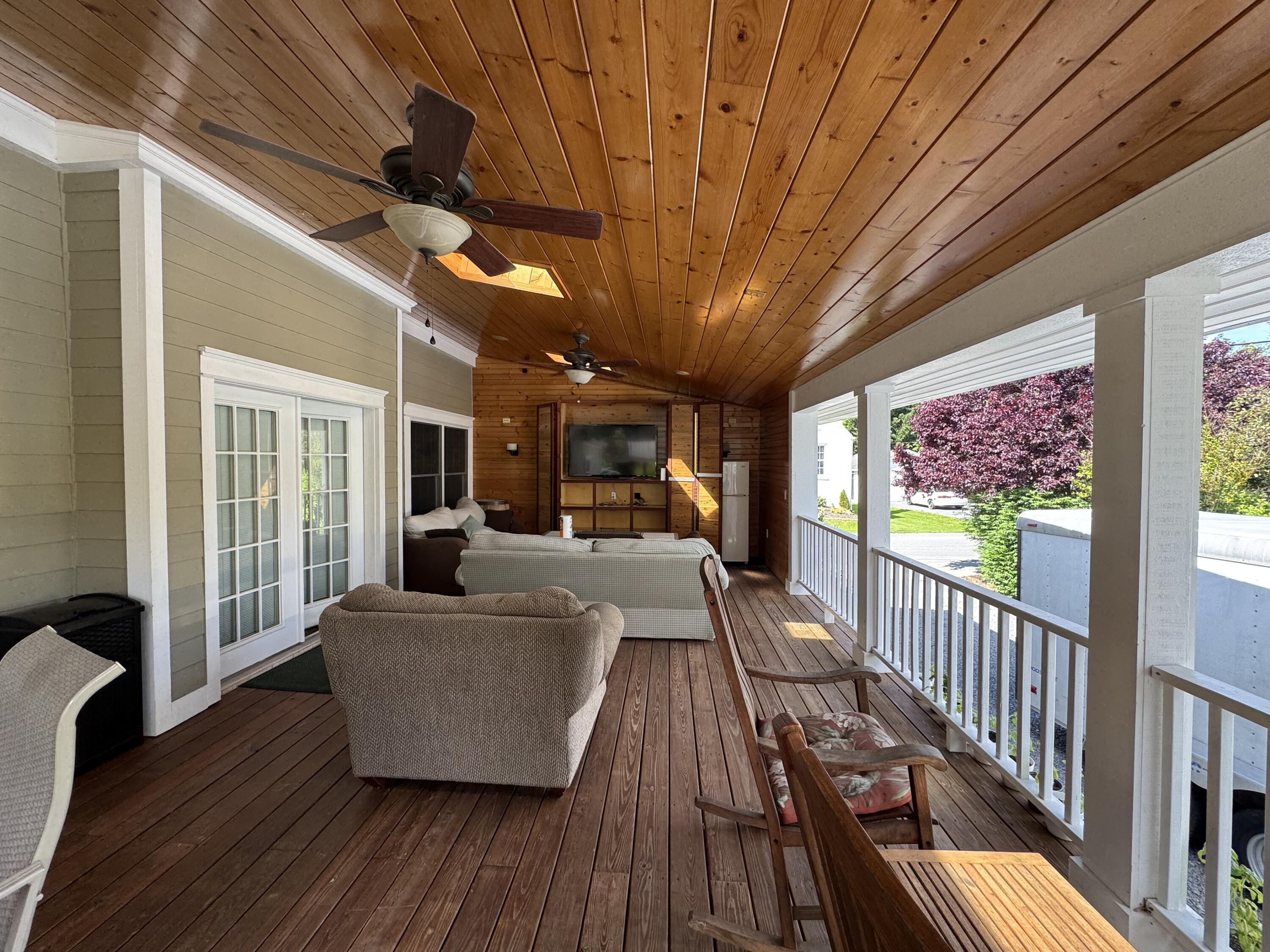 Image 2: Side Porch- 228