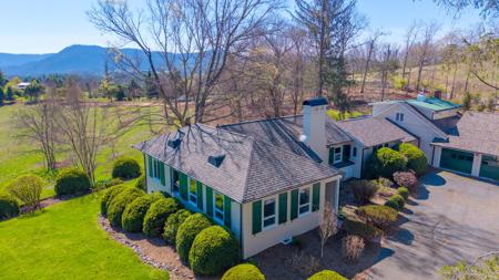 129 Deerfield Rd