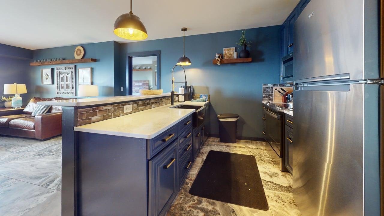 Image 3: AS-240-Kitchen 1