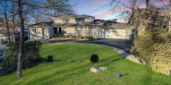 375 TANGLEWOOD Road
