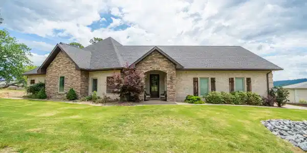 114 SANDAL Court