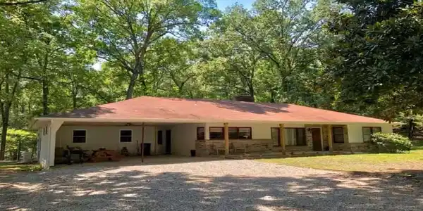 450 CEDARGLADE Road
