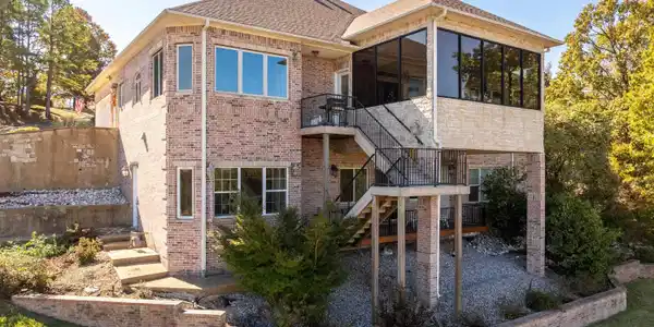 59 STONEGATE Terrace