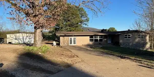 176 GEODE Place