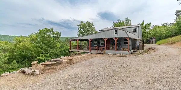 1216 PEACEFUL VALLEY Road