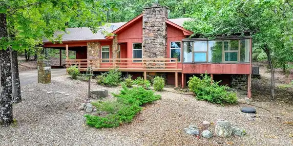 40 ALMAZAN Way