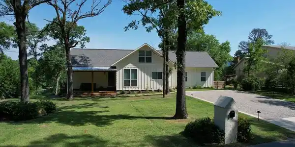270 CHAPPEL HILL Road