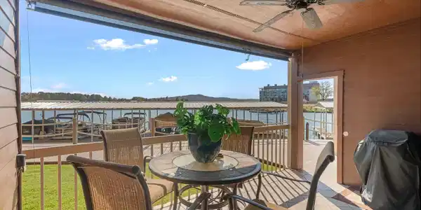 142 LAKE HAMILTON