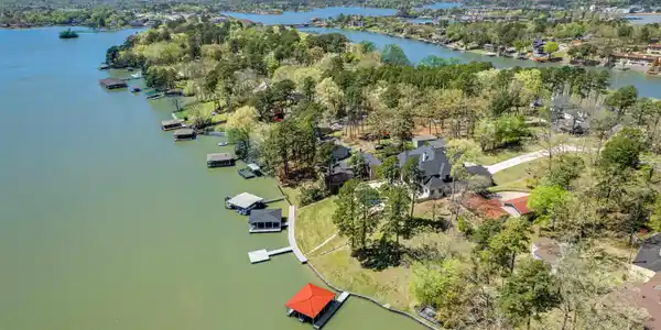 326 LOOKOUT Point